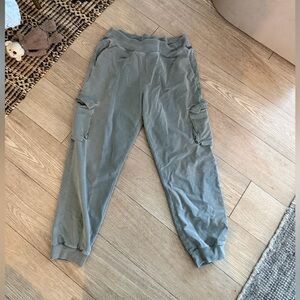 ALO Yoga Heather Gray cargo pants size L